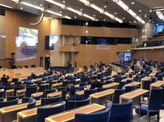 Baarlamaanka Sweden Oo Ansixiyay Wax-ka-beddello Dastuuri ah oo Ay Ku Jiraan Kala-Noqoshada Jinsiyadda