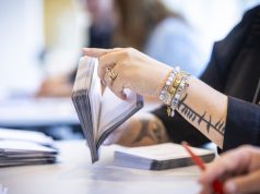 Xisbiga Socialdemokrat-ka oo dib ula wareegay kursi uu ka qaatay SD
